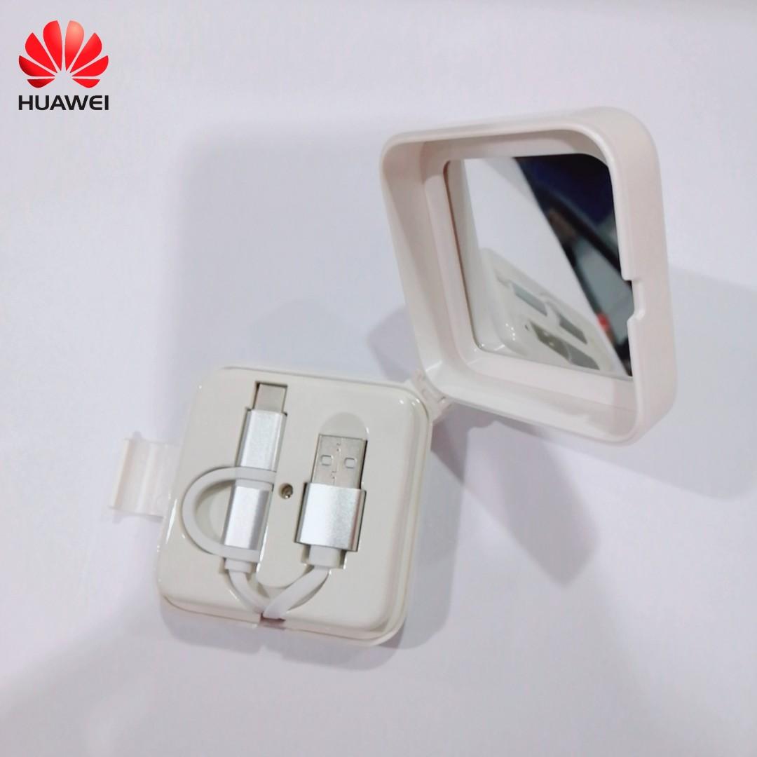 Compact and Convenient Huawei Retractable USB Carry Case