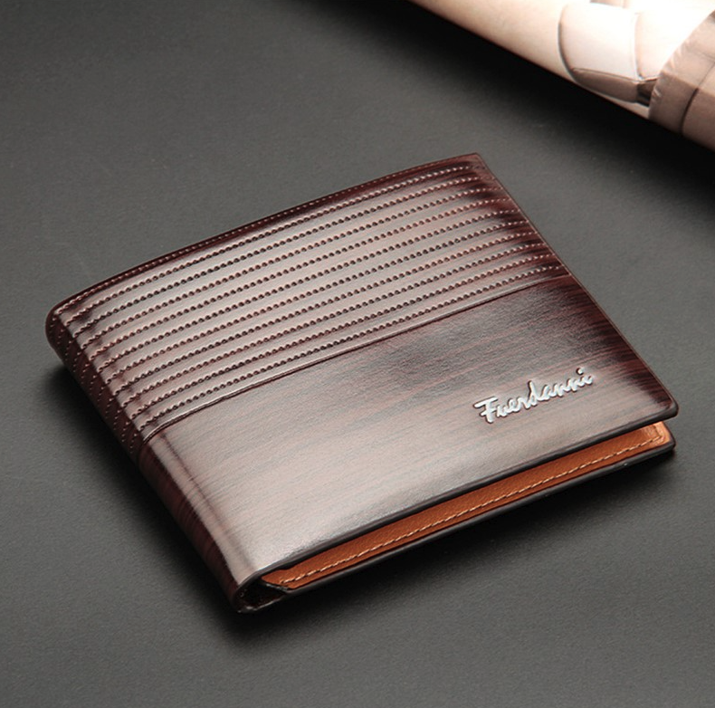 Essential Elegance: The Ultimate Men's Wallet